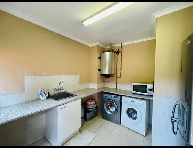 3 BEDROOM HOUSE FOR SALE IN LINMEYER